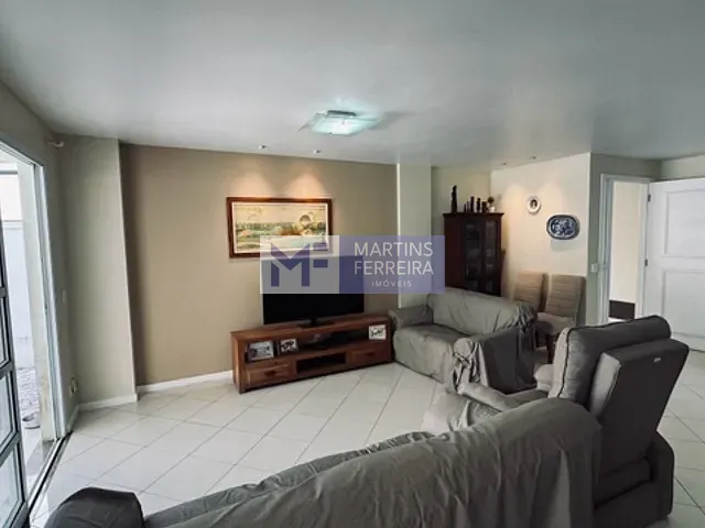 Casa com 350m² 4 quartos e 6 banheiros, à venda, no bairro Recreio dos Bandeirantes em Avenida das Américas