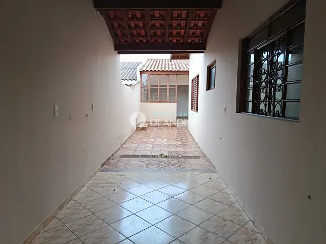 Casa com 275m² 3 quartos e 1 banheiro, para alugar, no bairro Jardim Europa em Artur Nogueira