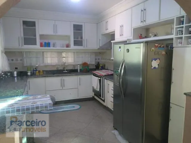 Casa com 500m² 3 quartos e 5 banheiros, à venda, no bairro Vila Carrão em São Paulo