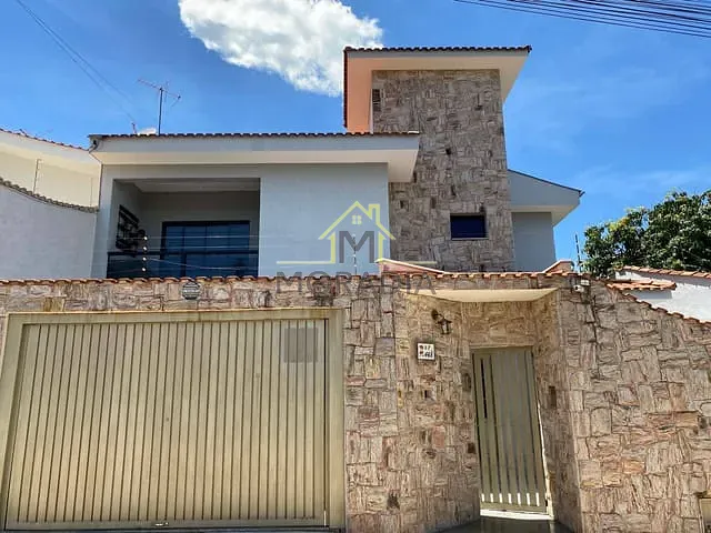 Casa 3 quartos e 2 banheiros, à venda, no bairro Jardim Agenor de Lima em Guaxupé