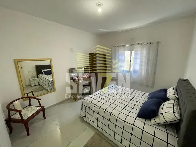 Casa com 209m² 2 quartos e 2 banheiros, à venda, no bairro Parque Júlio Nóbrega em Bauru