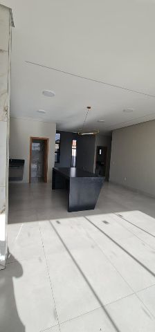 Casa com 378m² 3 quartos e 6 banheiros, à venda, no bairro Setor Faiçalville em Goiânia