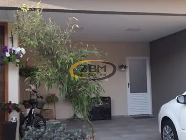 Casa com 250m² 3 quartos e 3 banheiros, à venda, no bairro Jardim Guararapes em Londrina