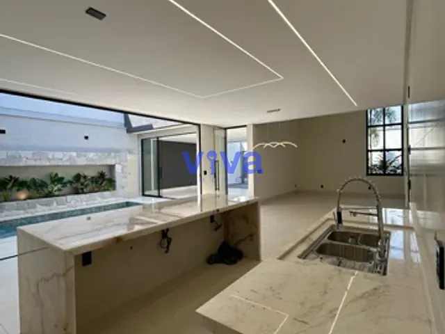 Casa com 360m² 3 quartos e 5 banheiros, à venda, no bairro Moinho dos Ventos em Goiânia
