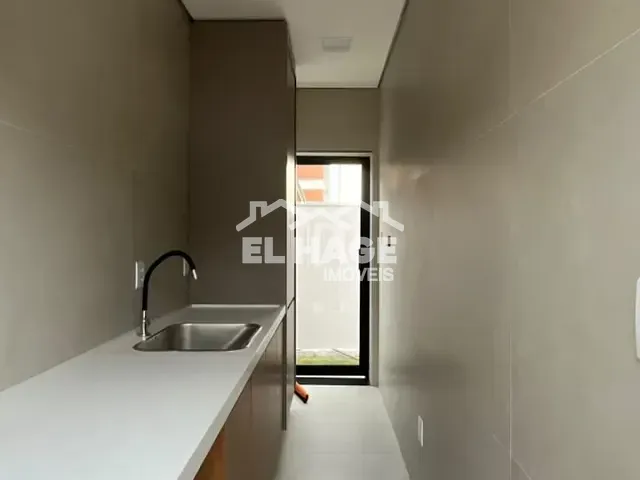Casa com 275m² 3 quartos e 3 banheiros, à venda, no bairro Ribeirão do Lipa em Cuiabá