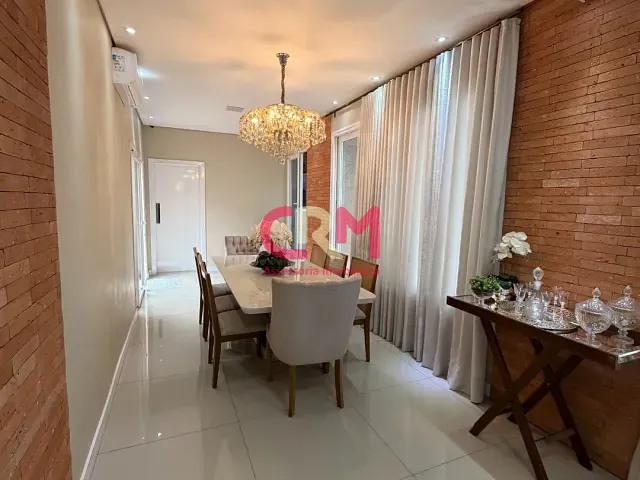 Casa 2 quartos e 6 banheiros, à venda, no bairro Centro em Taquaritinga