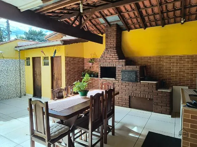 Casa com 209m² 2 quartos e 2 banheiros, à venda, no bairro Parque Santo Afonso em Vargem Grande Paulista