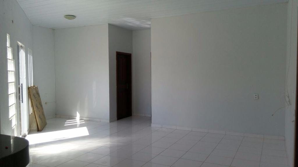 Casa à venda e aluguel com 3 quartos, 170m² - Foto 9