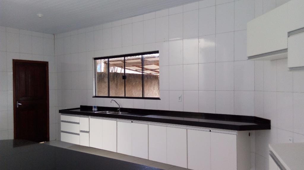 Casa à venda e aluguel com 3 quartos, 170m² - Foto 6