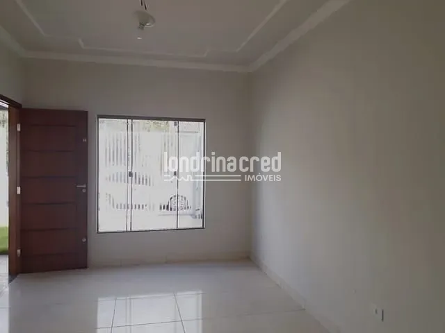 Casa com 160m² 2 quartos e 1 banheiro, à venda, no bairro Parque Residencial João Piza em Londrina