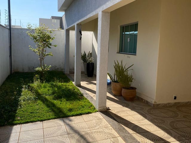 Casa com 300m² 4 quartos e 2 banheiros, à venda, no bairro São Pedro em Arcos