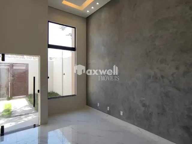 Casa com 190m² 3 quartos e 1 banheiro, à venda, no bairro Jardim Veneza em Aparecida de Goiânia