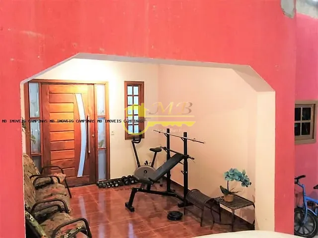 Casa com 180m² 3 quartos e 1 banheiro, à venda, no bairro Vila Aeroporto em Campinas