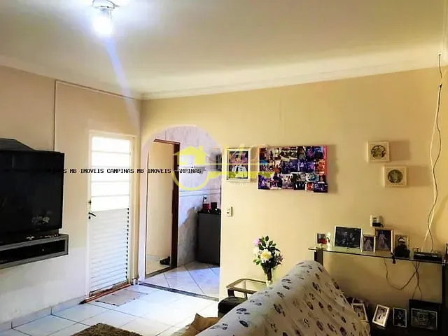 Casa com 180m² 3 quartos e 1 banheiro, à venda, no bairro Vila Aeroporto em Campinas