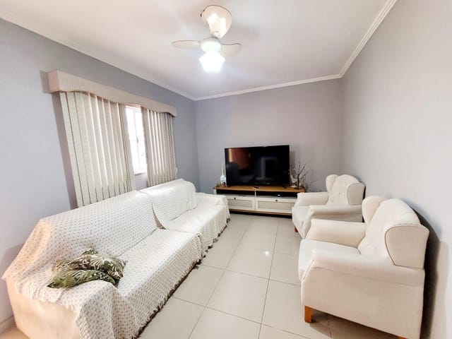 Casa com 74m² 2 quartos e 3 banheiros, à venda, no bairro Vila Valqueire em Rio de Janeiro