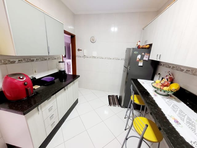 Casa com 74m² 2 quartos e 3 banheiros, à venda, no bairro Vila Valqueire em Rio de Janeiro