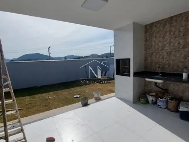 Casa com 240m² 3 quartos e 2 banheiros, à venda, no bairro Ubatiba em Maricá