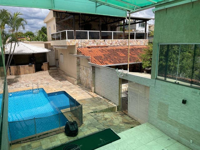 Casa 5 quartos e 4 banheiros, à venda, no bairro Providência em Belo Horizonte