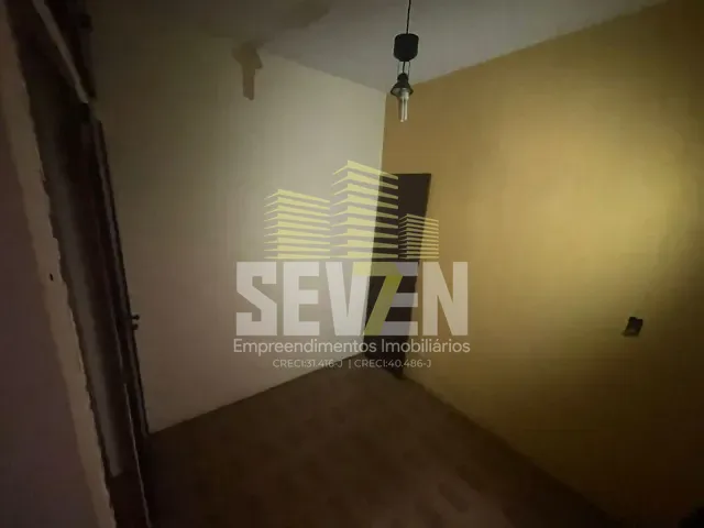 Casa com 300m² 3 quartos e 2 banheiros, à venda, no bairro Vila São João da Boa Vista em Bauru