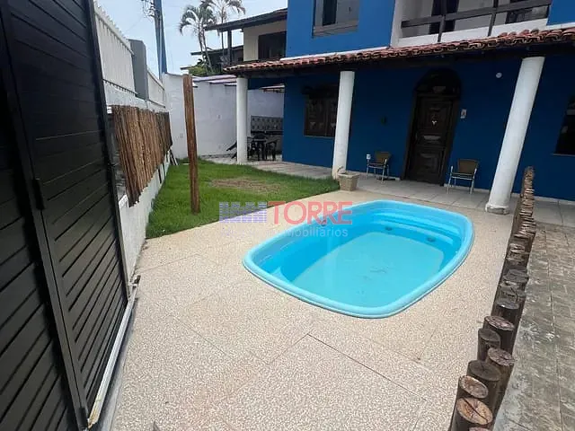 Casa 5 quartos e 4 banheiros, para alugar, no bairro Pontal em Ilhéus