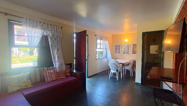 Casa 3 quartos e 2 banheiros, à venda, no bairro Peró em Cabo Frio