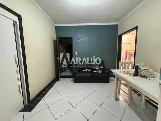 Casa com 162m² 4 quartos e 2 banheiros, à venda, no bairro São Judas em Itajaí