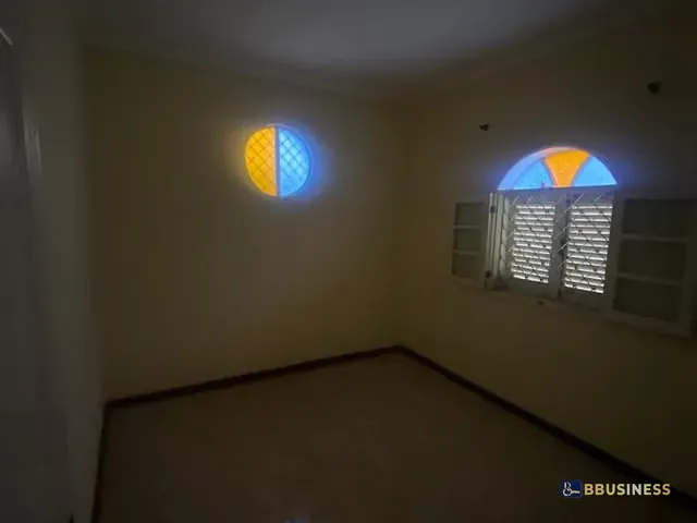 Casa 5 quartos e 2 banheiros, à venda ou para alugar, no bairro Parque Caju em Campos dos Goytacazes