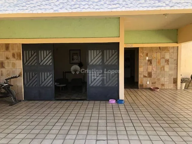 Casa com 390m² 3 quartos e 3 banheiros, à venda, no bairro Cristo Rei em Teresina