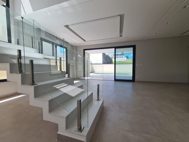 Casa com 450m² 4 quartos e 5 banheiros, à venda, no bairro Condomínio Residencial Alphaville II em São José dos Campos
