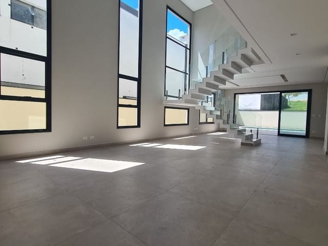 Casa com 450m² 4 quartos e 5 banheiros, à venda, no bairro Condomínio Residencial Alphaville II em São José dos Campos