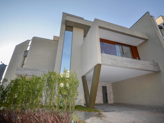 Casa com 298m² 3 quartos e 4 banheiros, à venda, no bairro Boa Vista em Curitiba