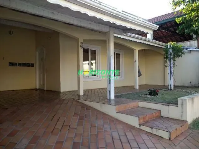 Casa com 250m² 3 quartos e 2 banheiros, à venda, no bairro Urbanova em São José dos Campos