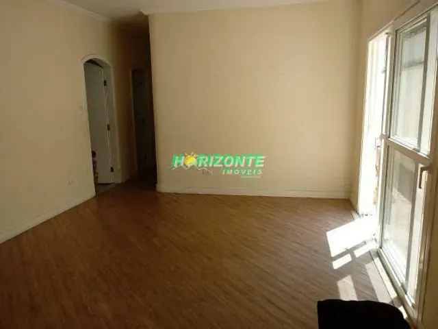 Casa com 250m² 3 quartos e 2 banheiros, à venda, no bairro Urbanova em São José dos Campos