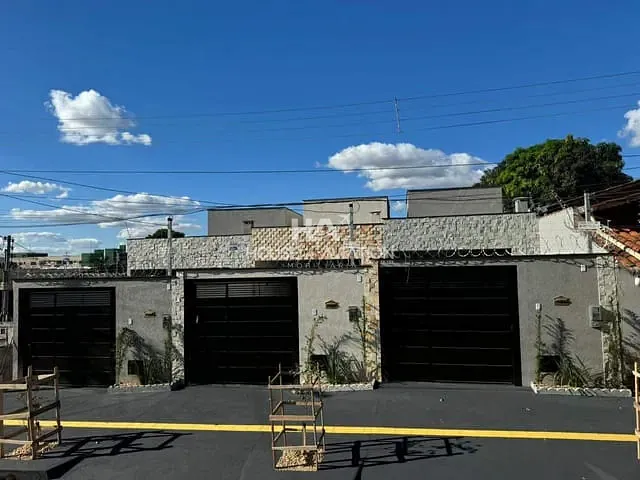Casa com 140m² 3 quartos e 1 banheiro, à venda, no bairro Setor Santos Dumont em Goiânia
