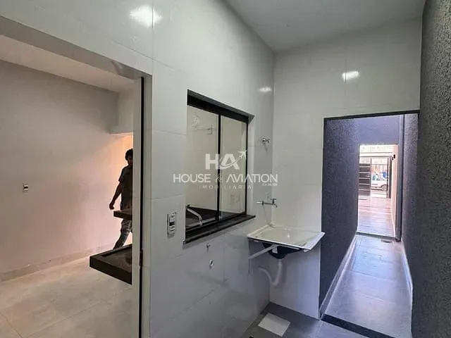 Casa com 140m² 3 quartos e 1 banheiro, à venda, no bairro Setor Santos Dumont em Goiânia