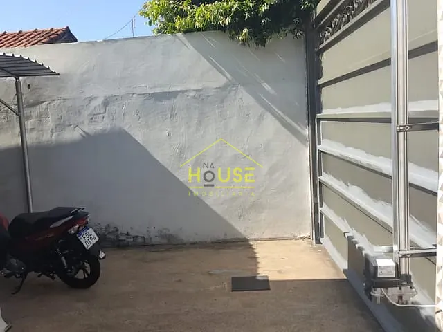 Casa com 479m² 3 quartos e 2 banheiros, à venda, no bairro Pozzobon em Votuporanga