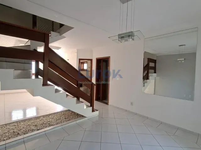 Casa com 341m² 3 quartos e 3 banheiros, para alugar, no bairro Condomínio Residencial São Joaquim em Valinhos