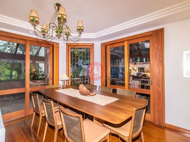 Casa com 100m² 3 quartos e 4 banheiros, à venda, no bairro Boa Vista em Porto Alegre