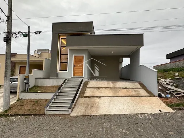Casa com 240m² 3 quartos e 2 banheiros, à venda, no bairro Pindobas em Maricá