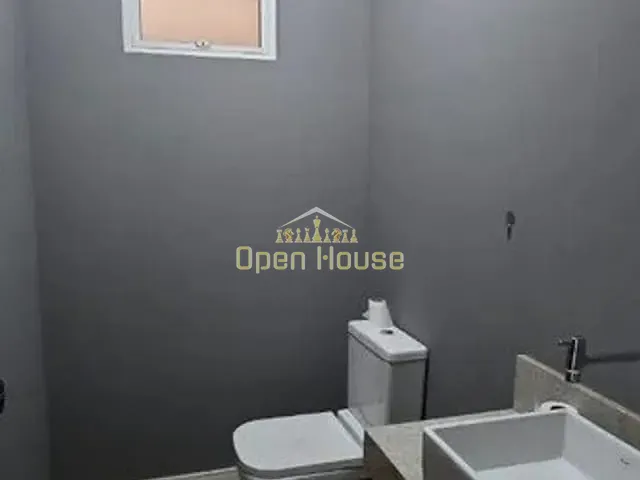 Casa com 357m² 4 quartos e 2 banheiros, à venda, no bairro Jardim Amália em Volta Redonda