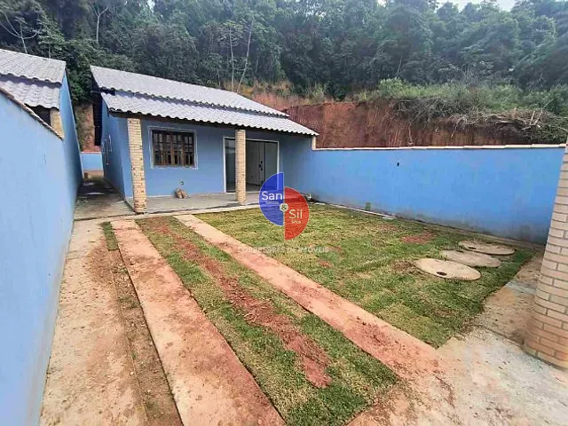 Casa 2 quartos e 1 banheiro, à venda, no bairro Baía Branca (Praia de Mauá) em Magé