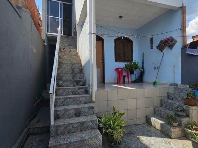 Casa 2 quartos e 2 banheiros, à venda, no bairro Padre Miguel em Santa Luzia
