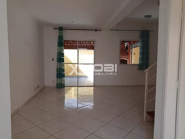 Sobrado com 83m² 3 quartos e 2 banheiros, à venda, no bairro Jardim Shangai em Jundiaí