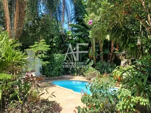 Casa com 1250m² 3 quartos e 4 banheiros, à venda, no bairro Jardim Independência em Taubaté