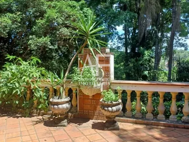Casa com 1250m² 3 quartos e 4 banheiros, à venda, no bairro Jardim Independência em Taubaté
