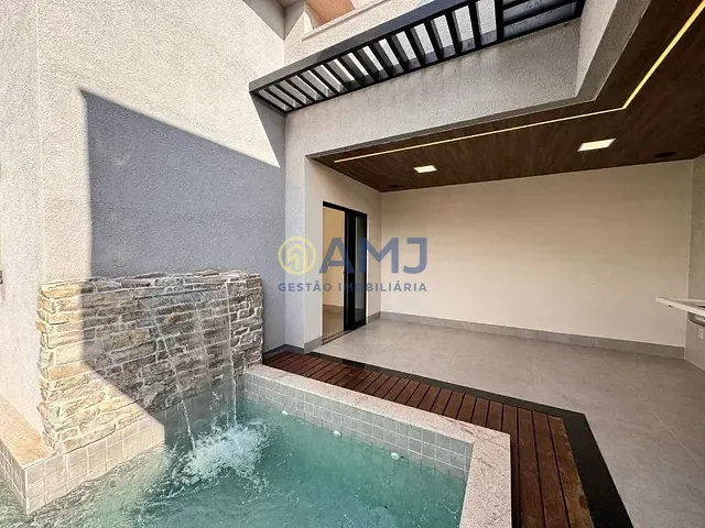 Casa com 372m² 4 quartos e 5 banheiros, à venda, no bairro Terras Alpha Residencial 2 em Senador Canedo