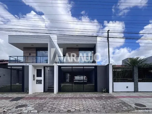 Casa com 150m² 3 quartos e 2 banheiros, à venda, no bairro São Vicente em Itajaí