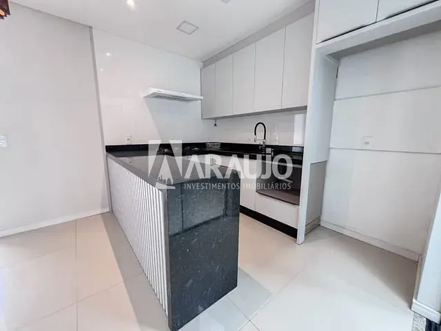 Casa com 150m² 3 quartos e 2 banheiros, à venda, no bairro São Vicente em Itajaí