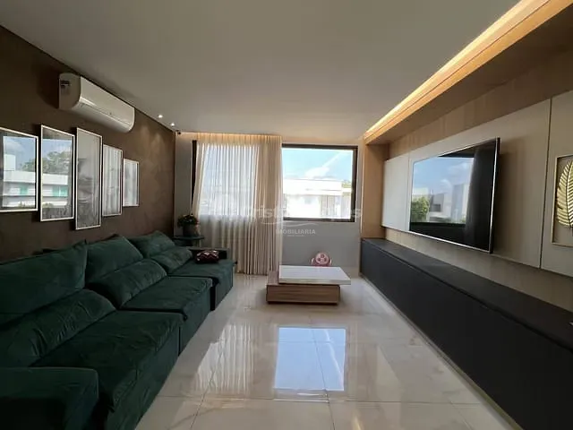 Casa com 452m² 4 quartos e 6 banheiros, à venda, no bairro Gurupi em Teresina