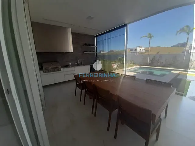 Casa com 907m² 4 quartos e 4 banheiros, à venda, no bairro Condomínio Residencial Alphaville em São José dos Campos
